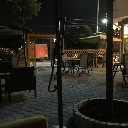 Hotel Bavaria 프리슈티나 외부 사진