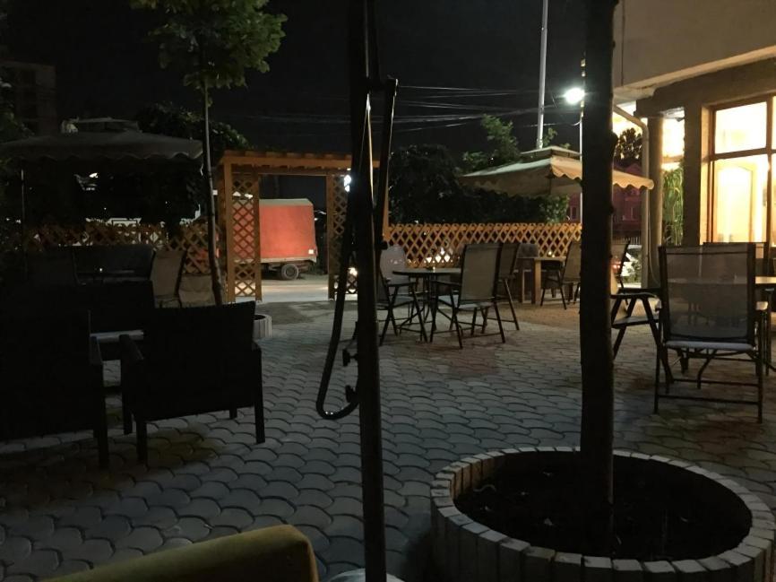 Hotel Bavaria 프리슈티나 외부 사진