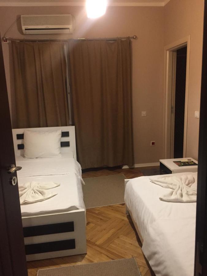 Hotel Bavaria 프리슈티나 외부 사진